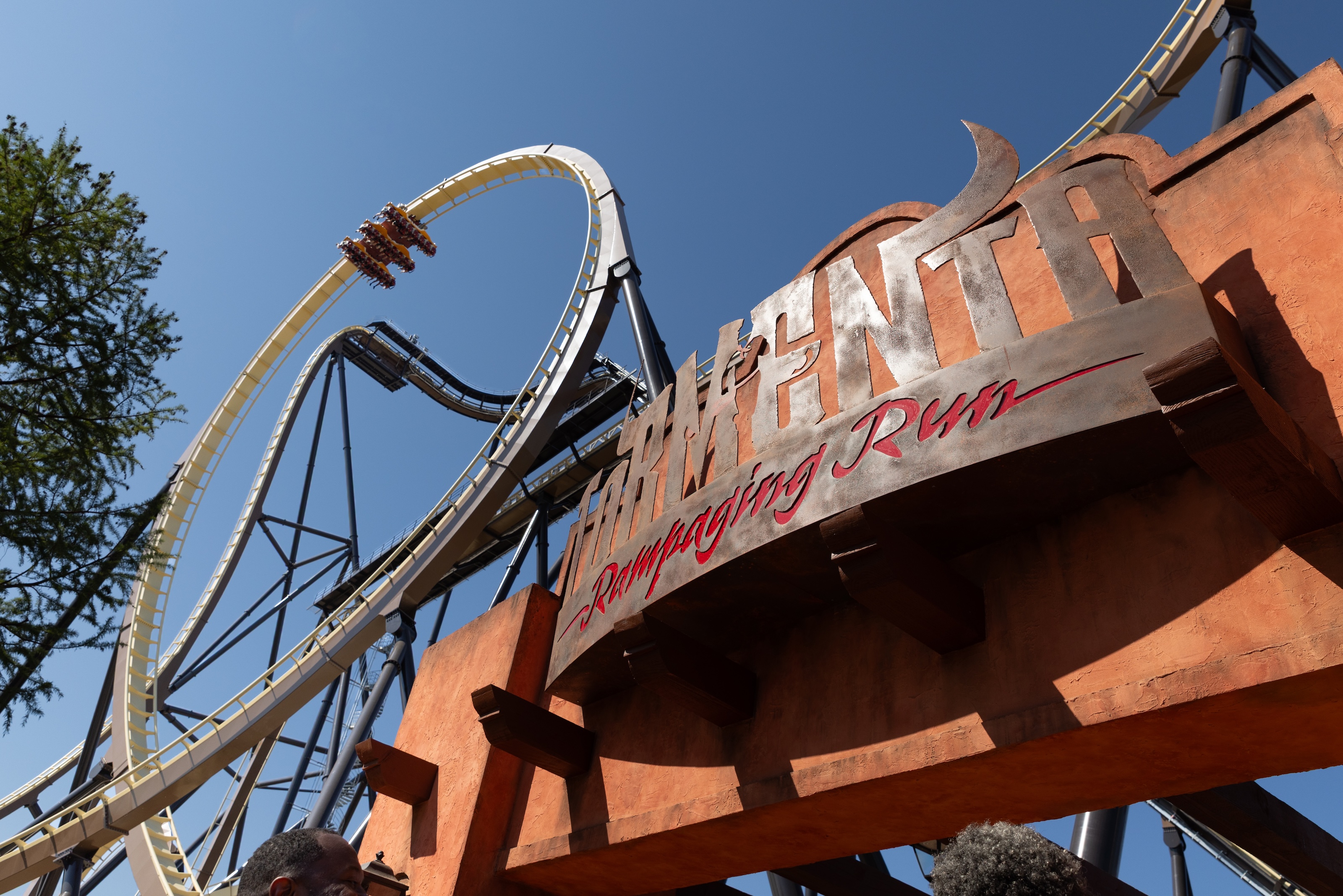 World’s First Giga Dive Coaster Opens at Six Flags Over Texas
