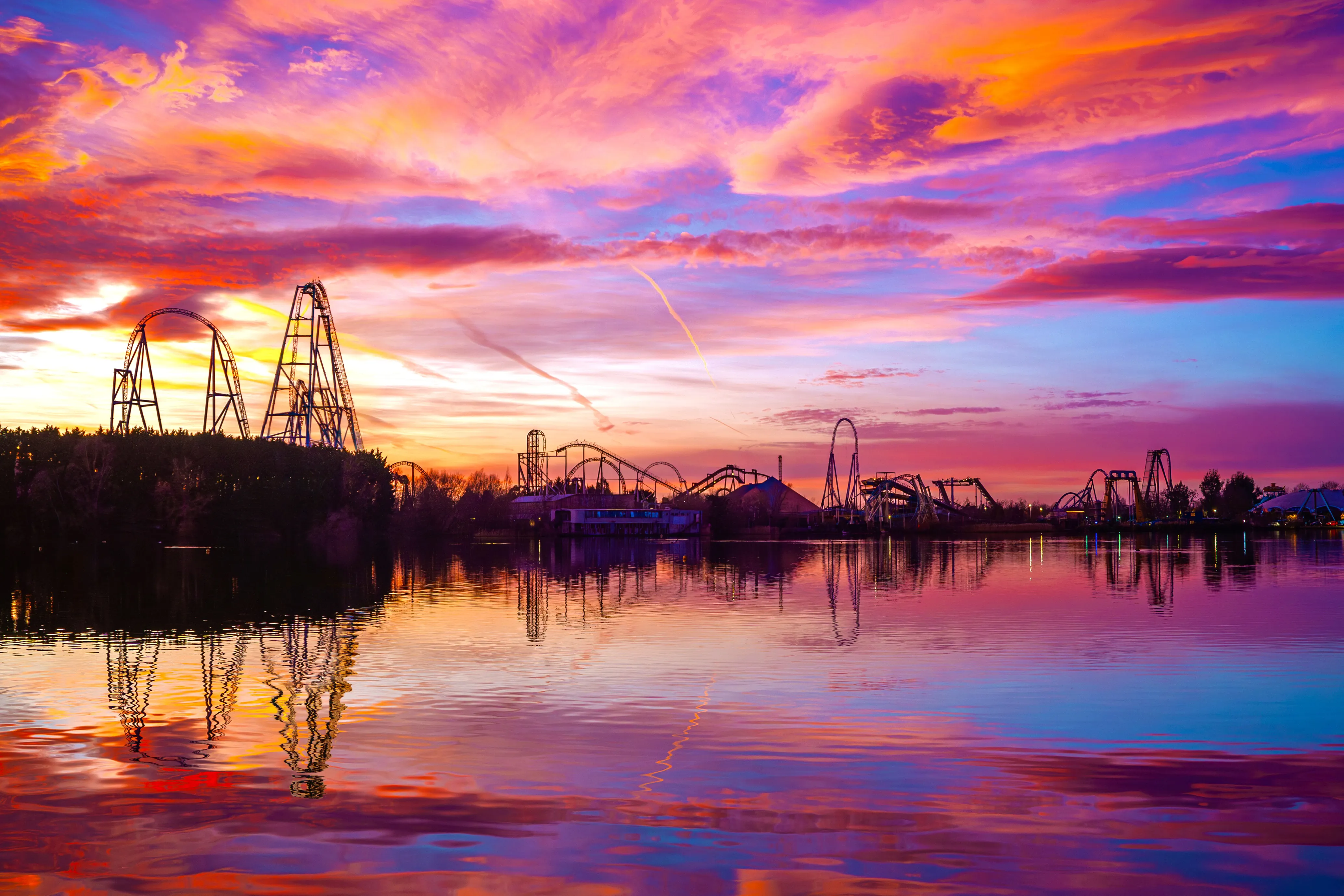 7 Reasons May Half Term Is Looking Big for UK Theme Park Fans